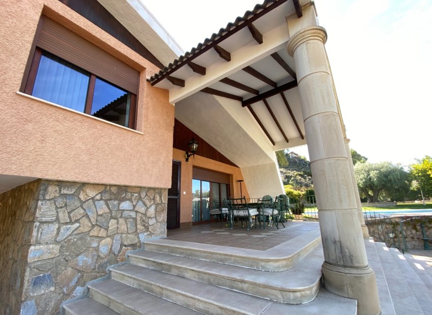 Reventa - Villa - Petrer