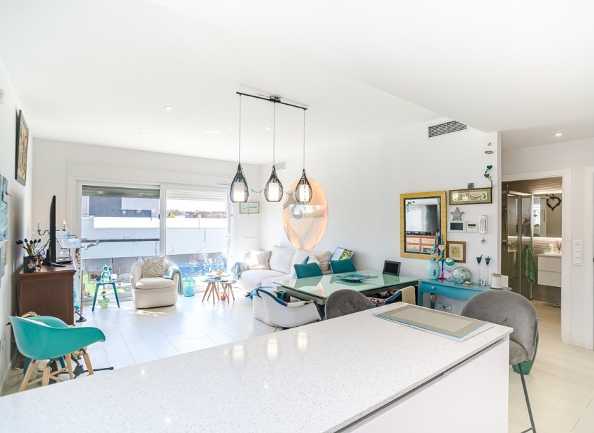 Reventa - Villa - PILAR DE LA HORADADA