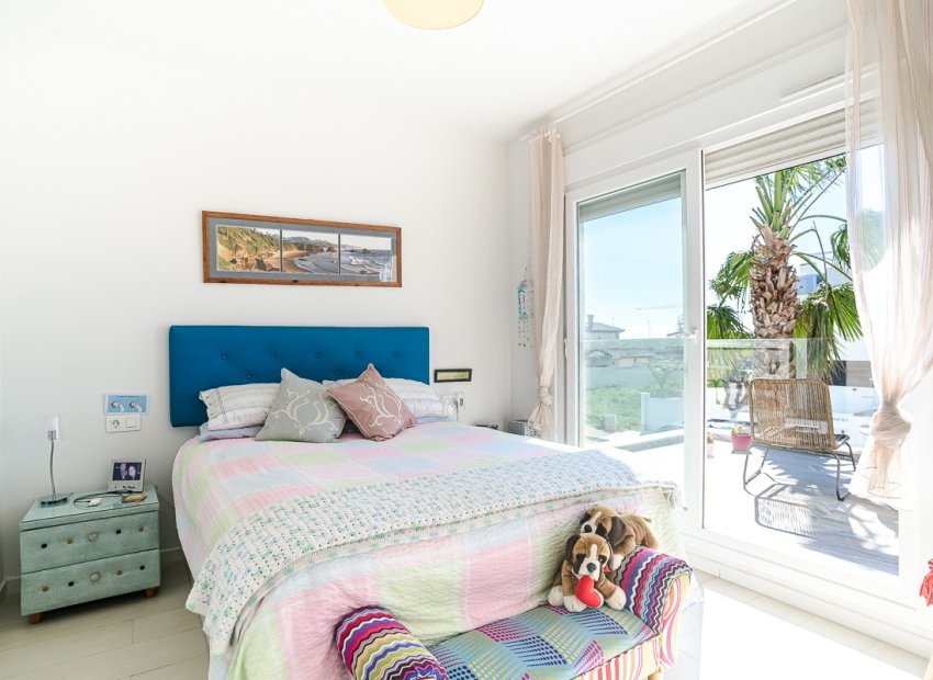 Reventa - Villa - PILAR DE LA HORADADA