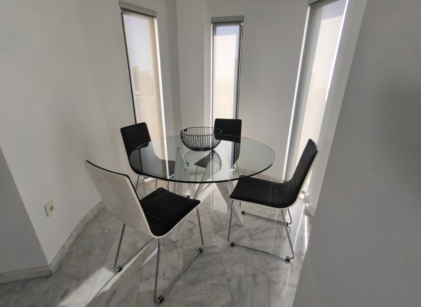 Reventa - Villa - Polop - Alberca