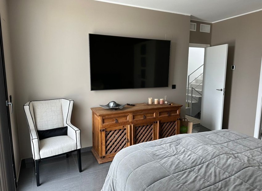 Reventa - Villa - San Fulgencio - La Marina