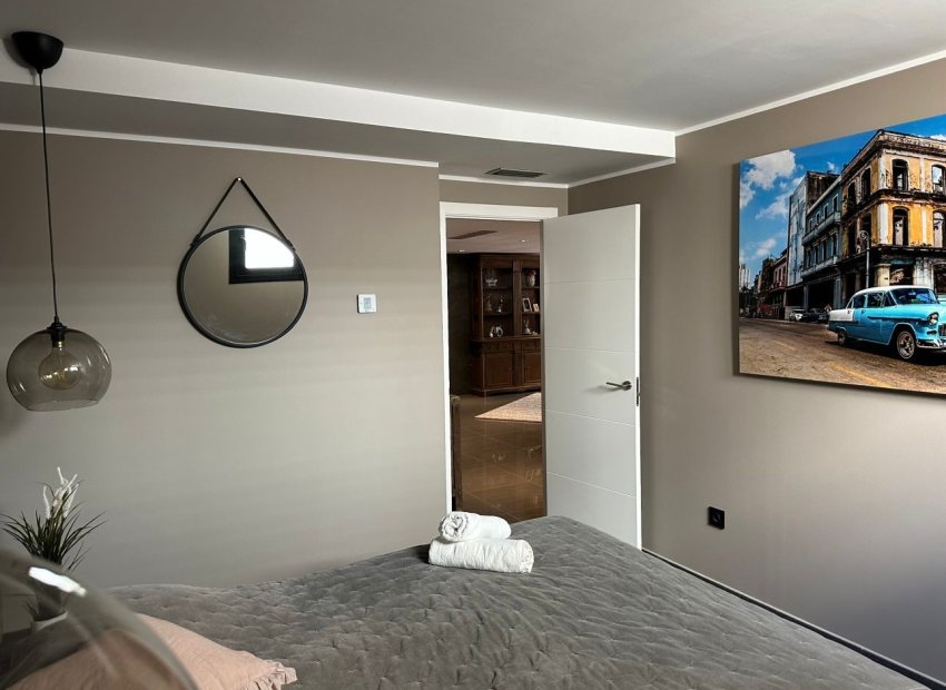 Reventa - Villa - San Fulgencio - La Marina