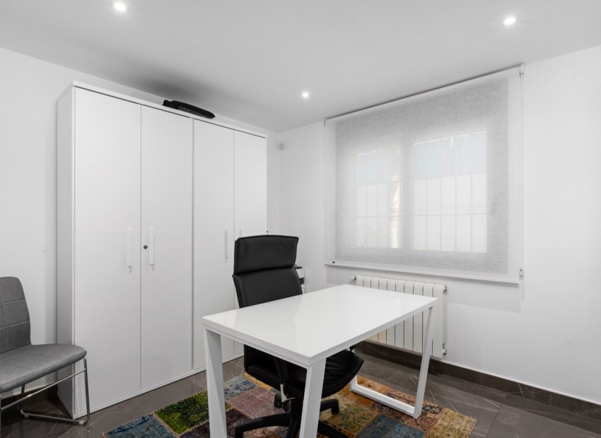 Reventa - Villa - San Juan - Frank Espinós