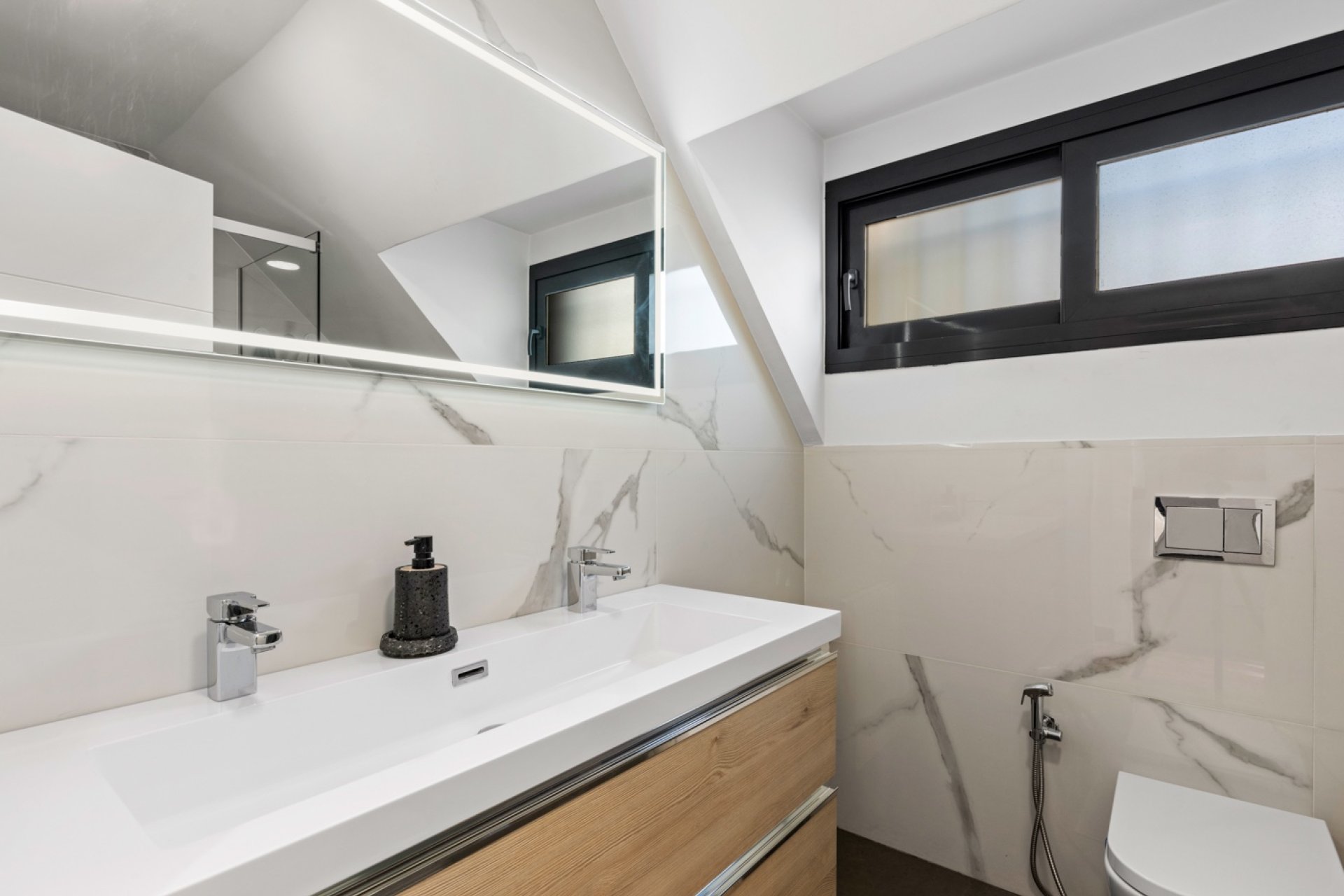 Reventa - Villa - San Juan - Frank Espinós