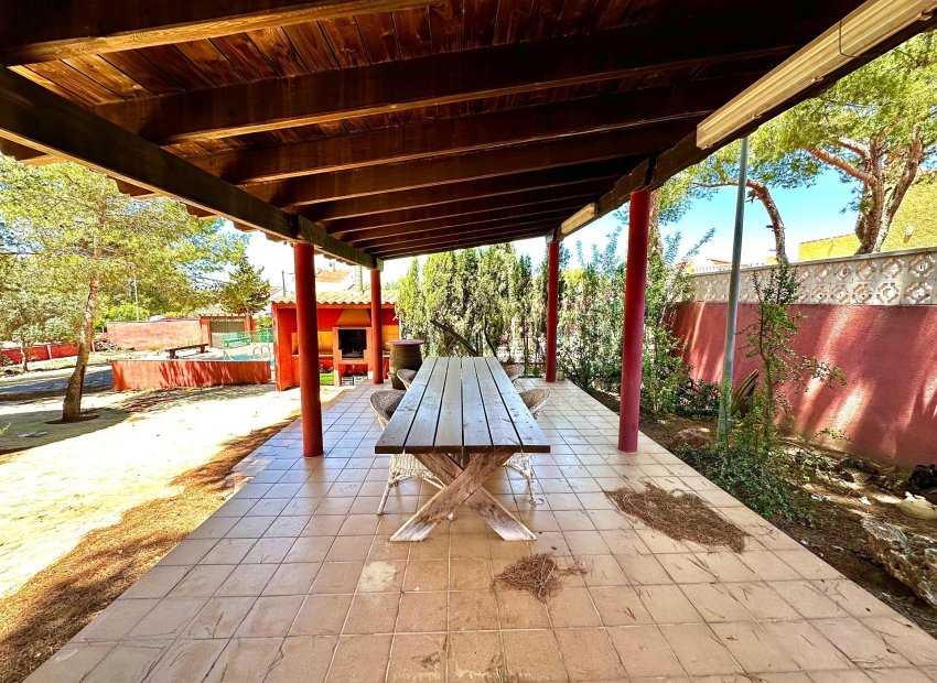 Reventa - Villa - San Miguel de Salinas - Ciudad de las comunicaciones