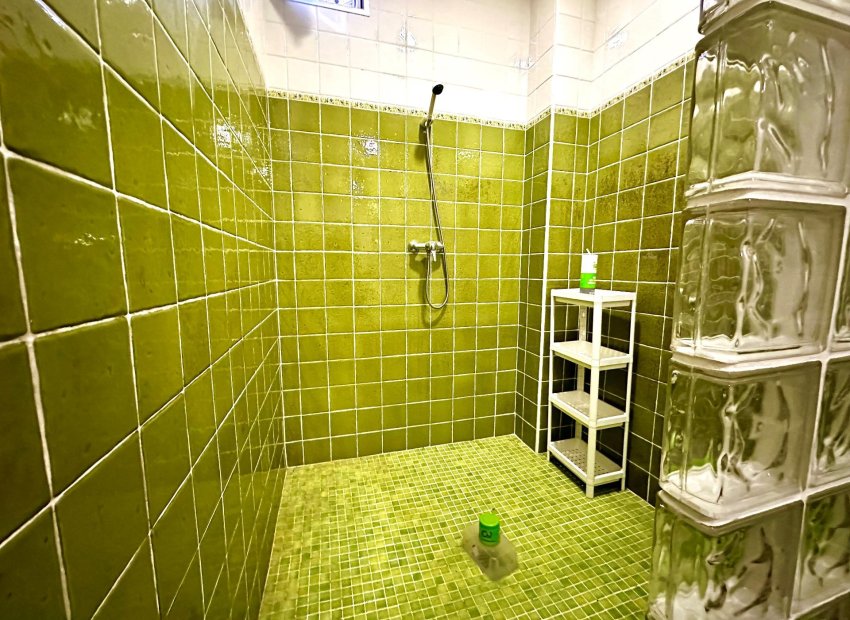 Reventa - Villa - San Miguel de Salinas - Ciudad de las comunicaciones