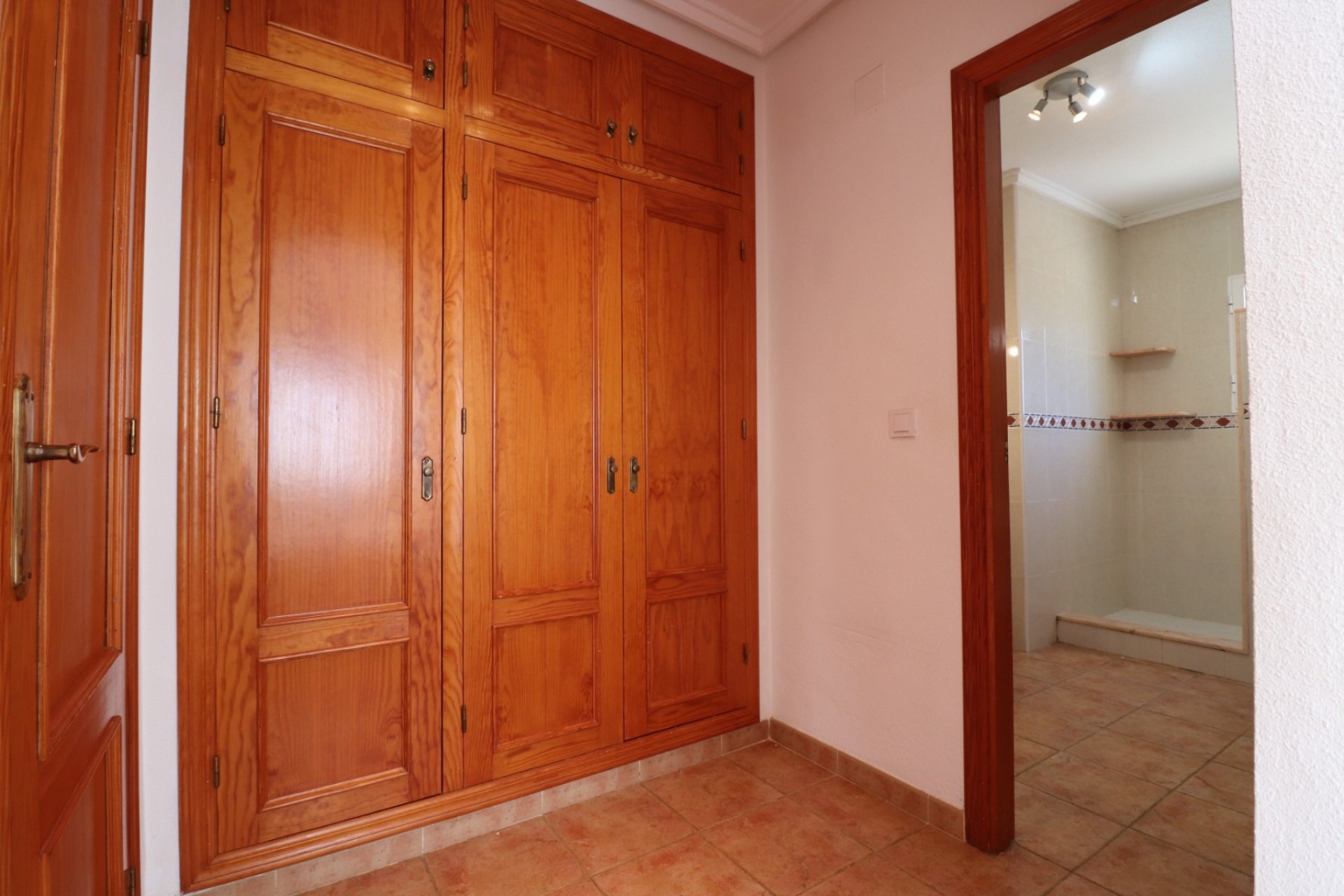Reventa - Villa - San Miguel de Salinas - Lake View Mansions
