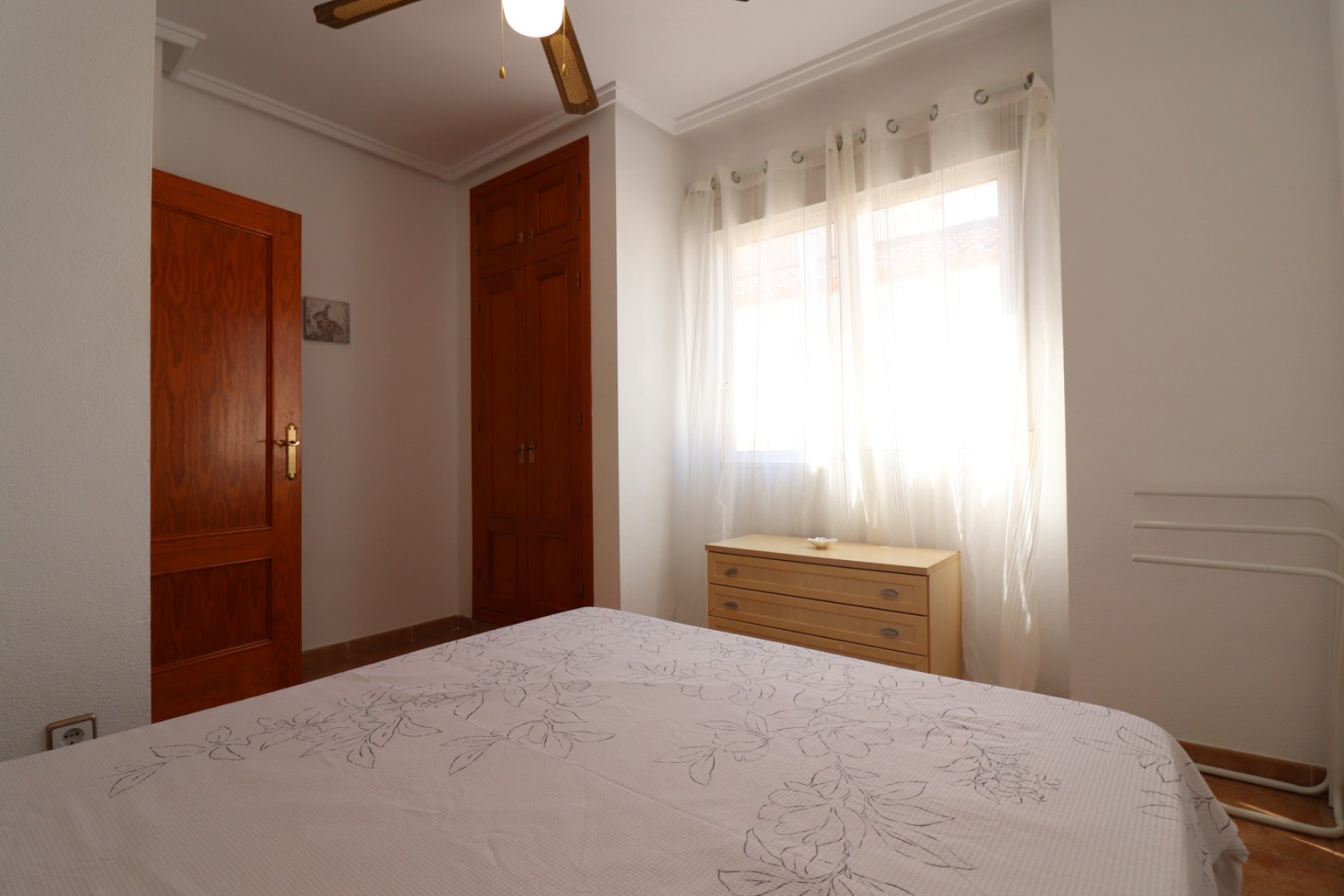 Reventa - Villa - San Miguel de Salinas - Lake View Mansions