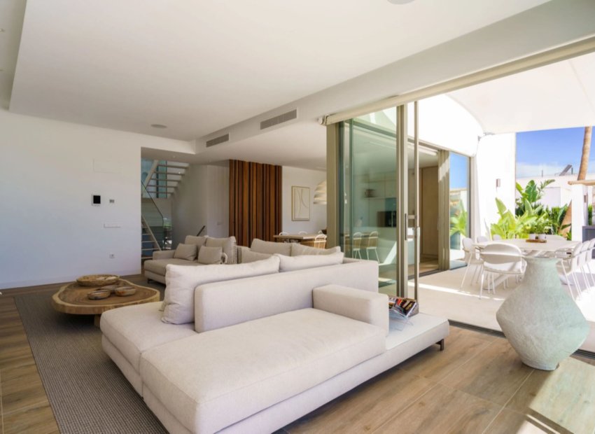 Reventa - Villa - San Miguel de Salinas - Las Colinas golf