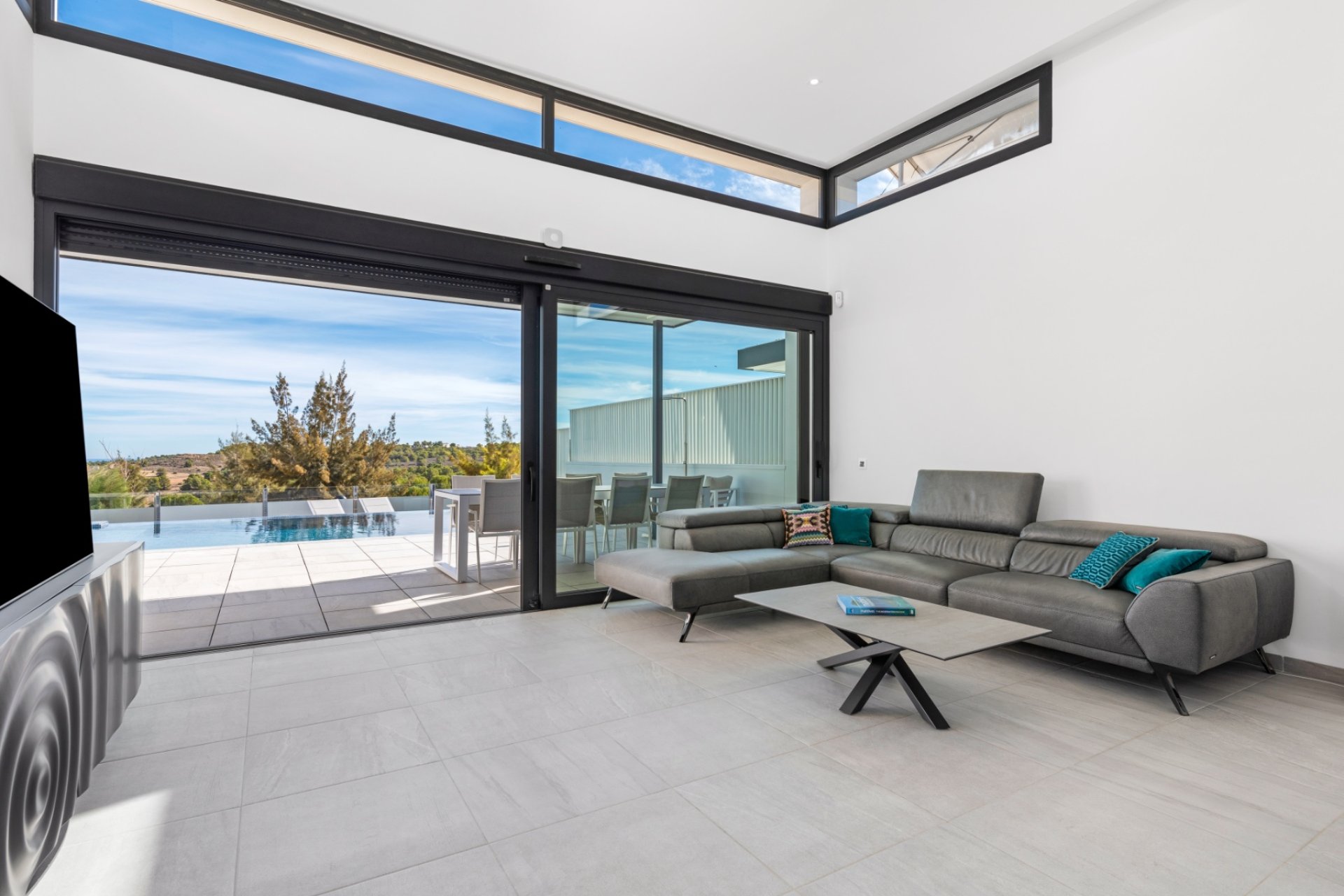 Reventa - Villa - San Miguel de Salinas - Mirador De San Miguel