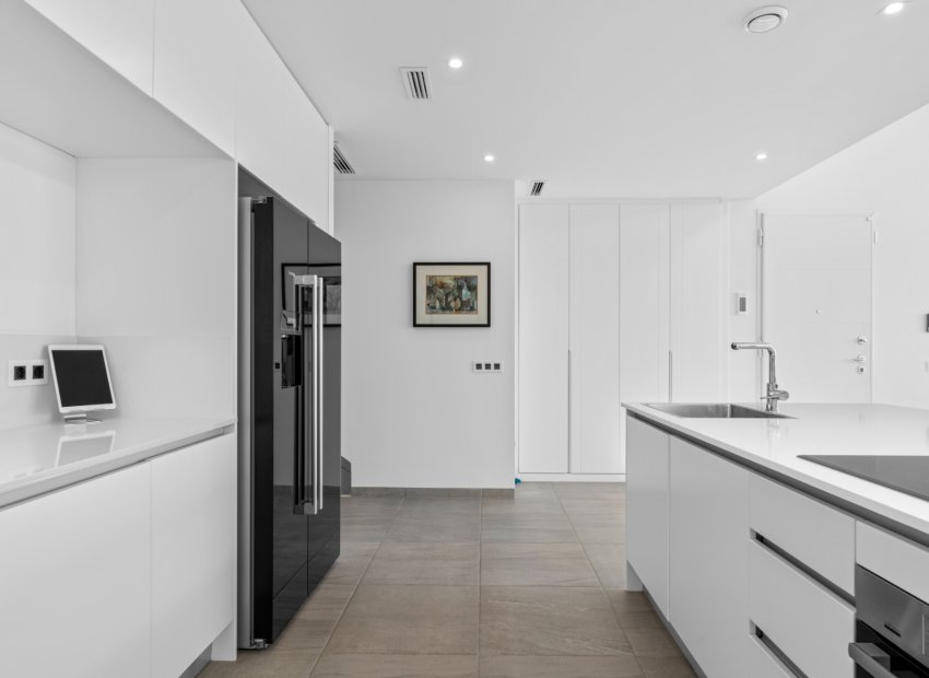 Reventa - Villa - San Miguel de Salinas - Mirador De San Miguel