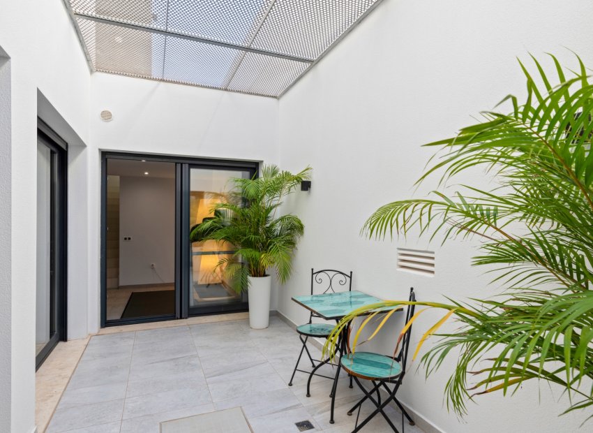 Reventa - Villa - San Miguel de Salinas - Mirador De San Miguel