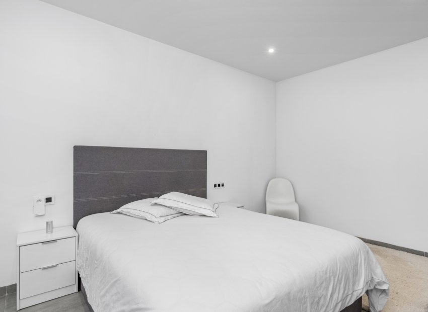 Reventa - Villa - San Miguel de Salinas - Mirador De San Miguel