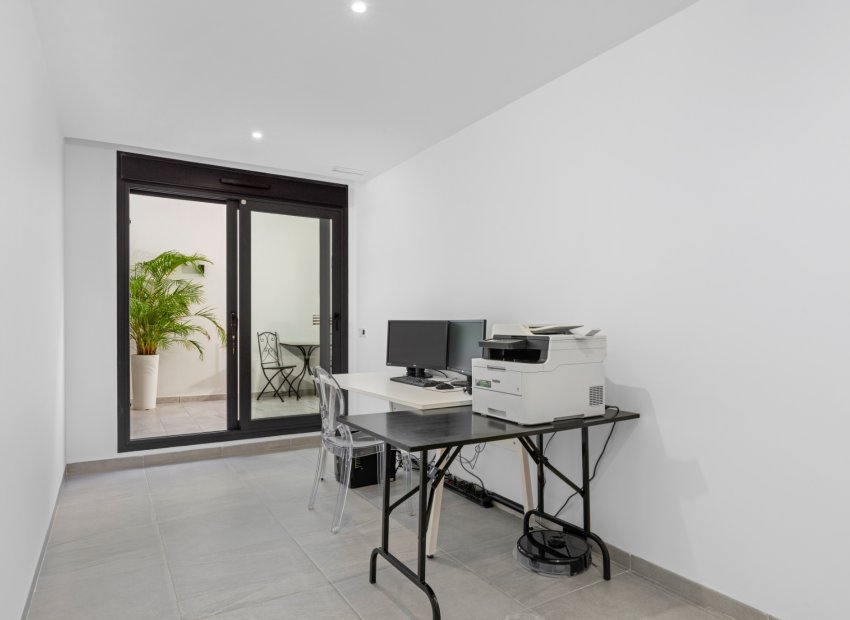 Reventa - Villa - San Miguel de Salinas - Mirador De San Miguel