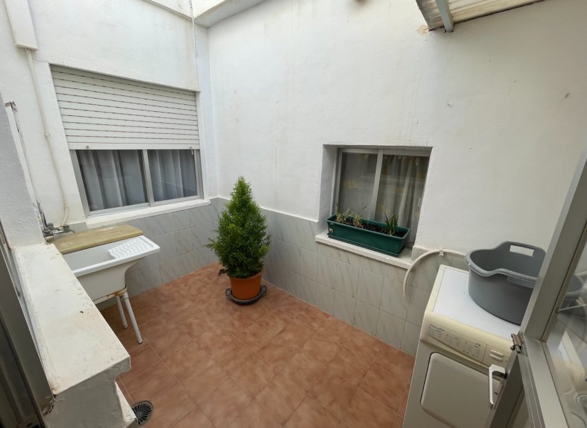 Reventa - Villa - San Miguel de Salinas - Pueblo