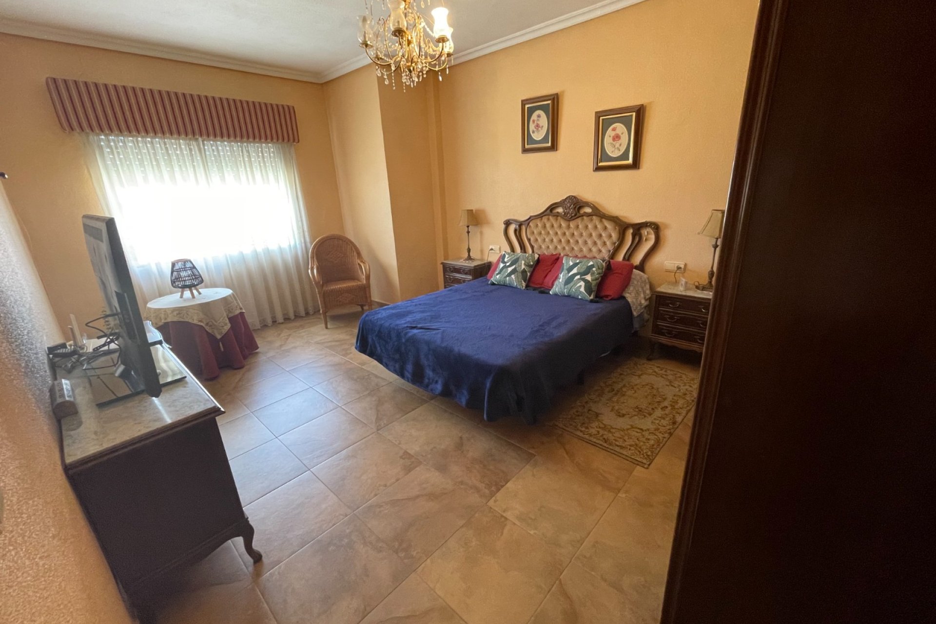 Reventa - Villa - San Miguel de Salinas - Pueblo