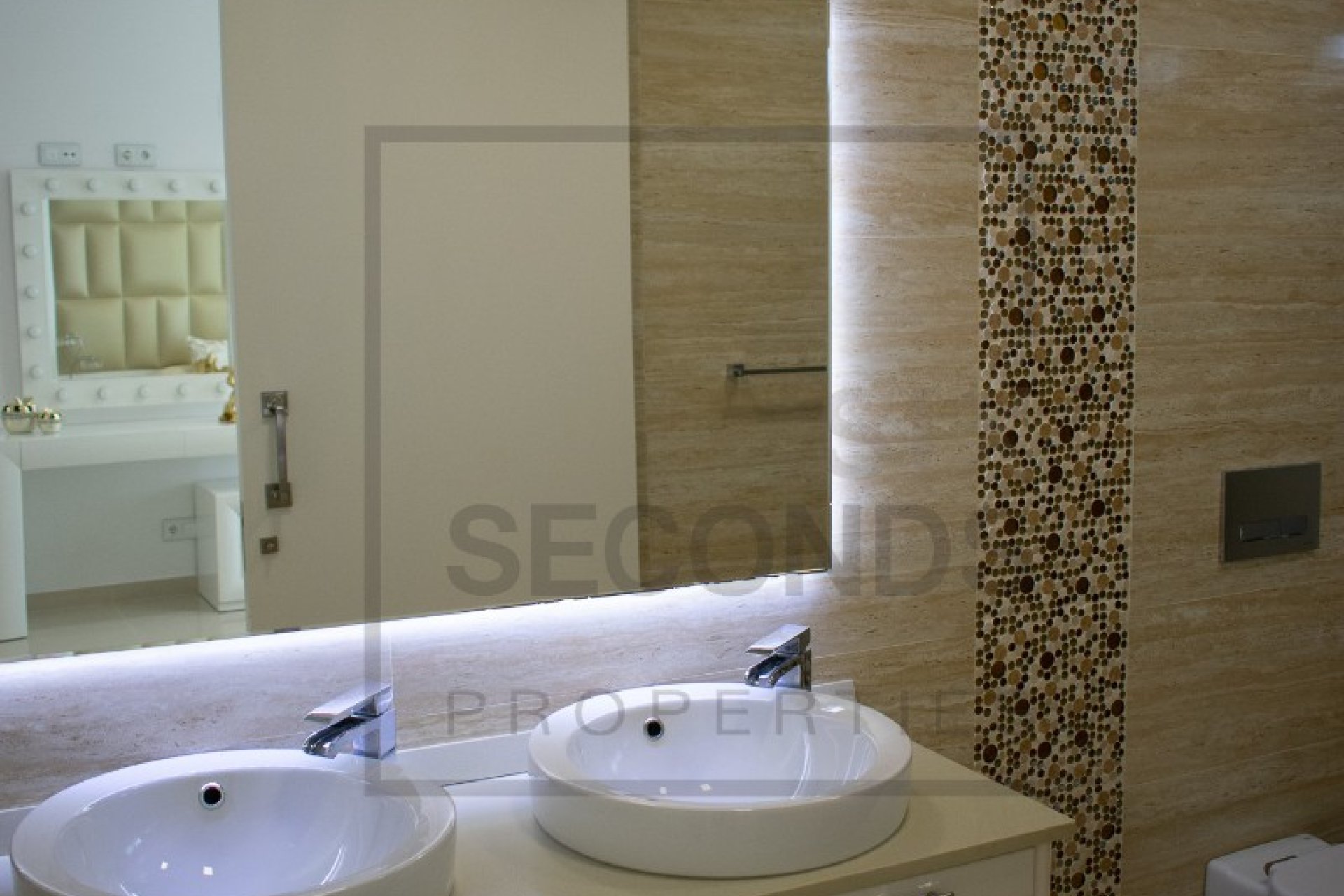 Reventa - Villa - San Miguel de Salinas - Urbanizaciones