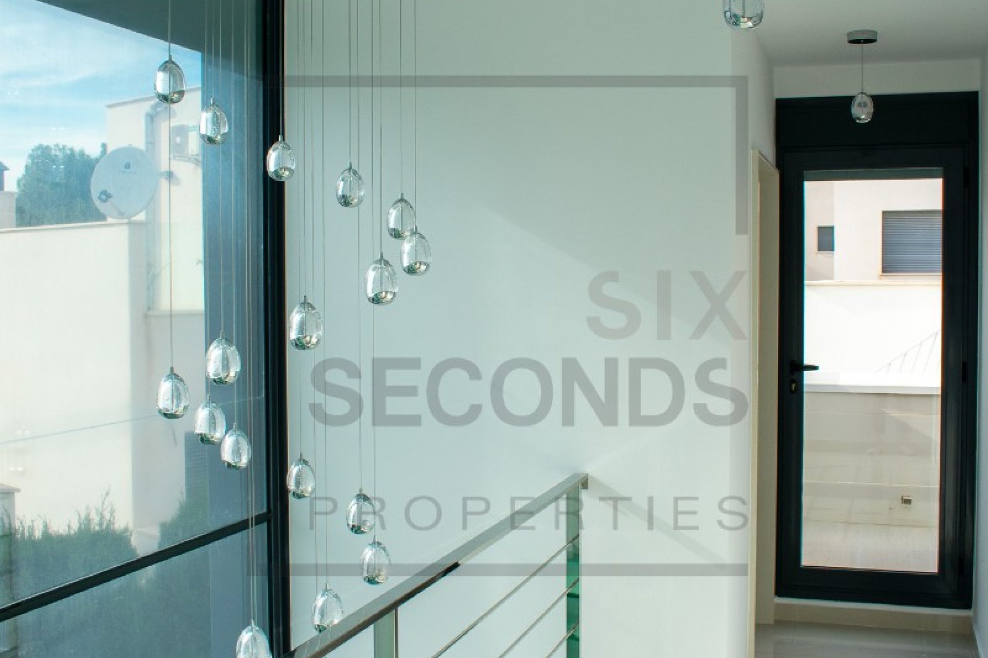 Reventa - Villa - San Miguel de Salinas - Urbanizaciones