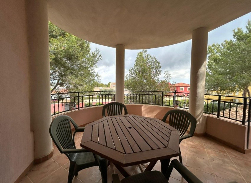 Reventa - Villa - San Miguel de Salinas - Urbanizaciones