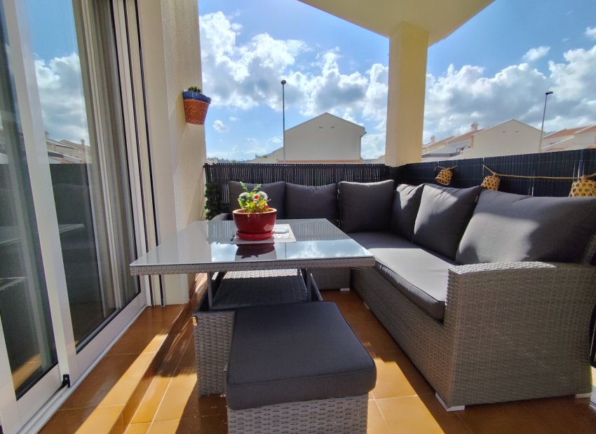 Reventa - Villa - San Miguel de Salinas - Urbanizaciones