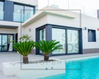 Reventa - Villa - San Miguel de Salinas - Urbanizaciones