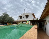 Reventa - Villa - Sax