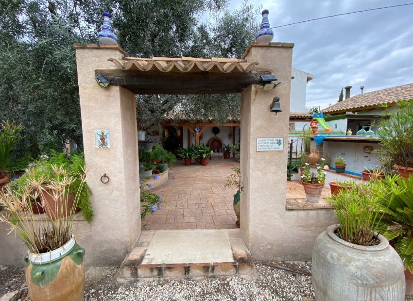 Reventa - Villa - Sax