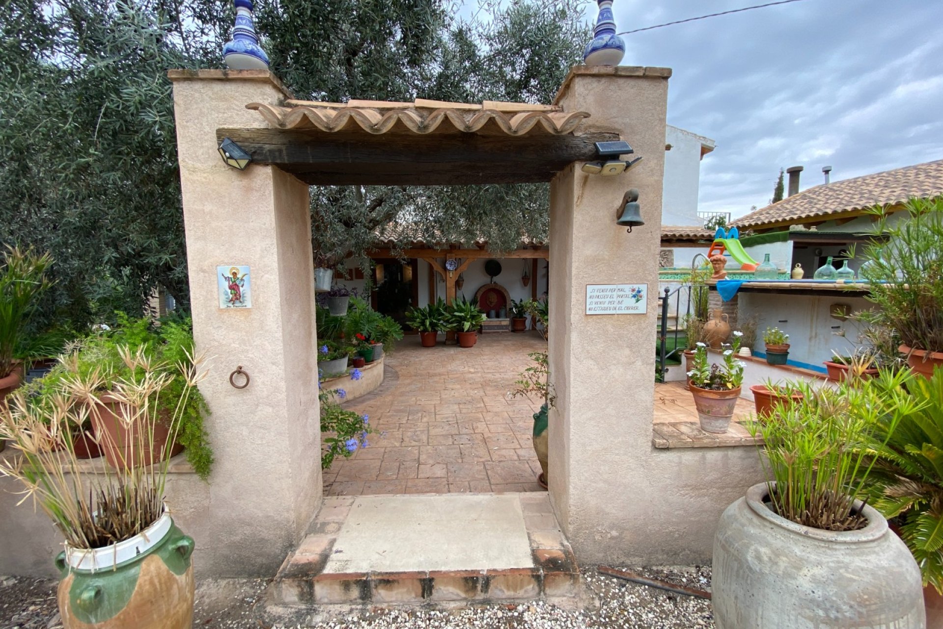 Reventa - Villa - Sax