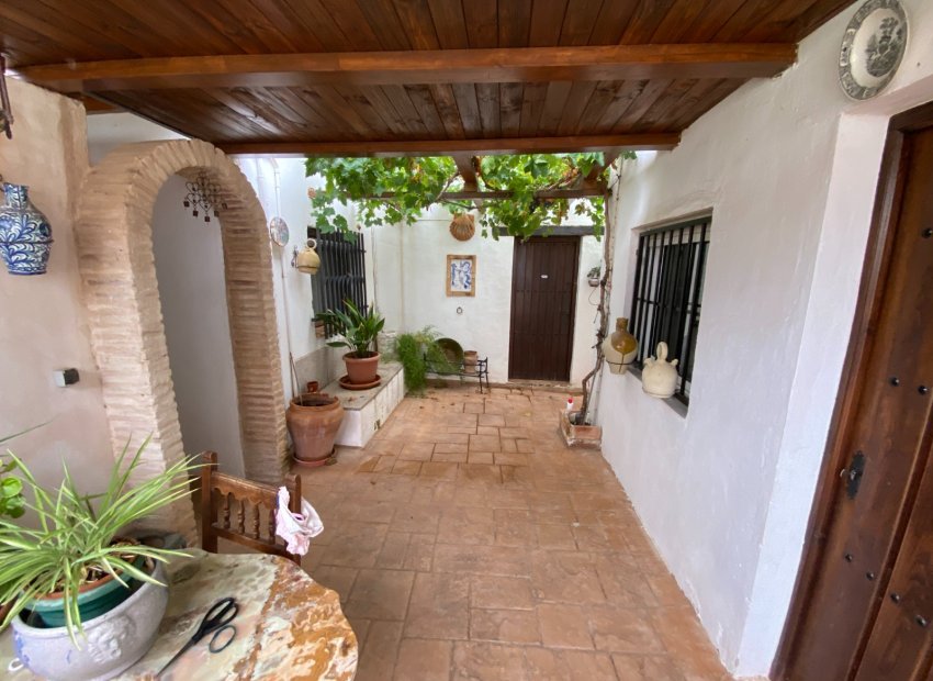 Reventa - Villa - Sax