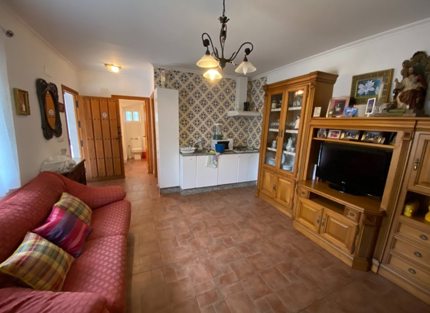 Reventa - Villa - Sax