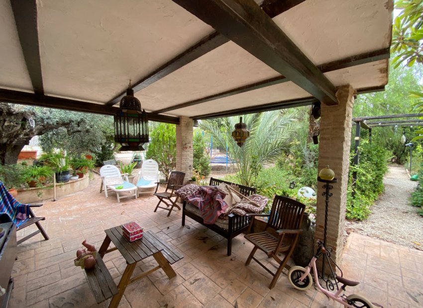 Reventa - Villa - Sax