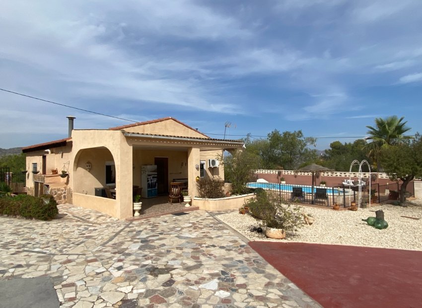 Reventa - Villa - Sax