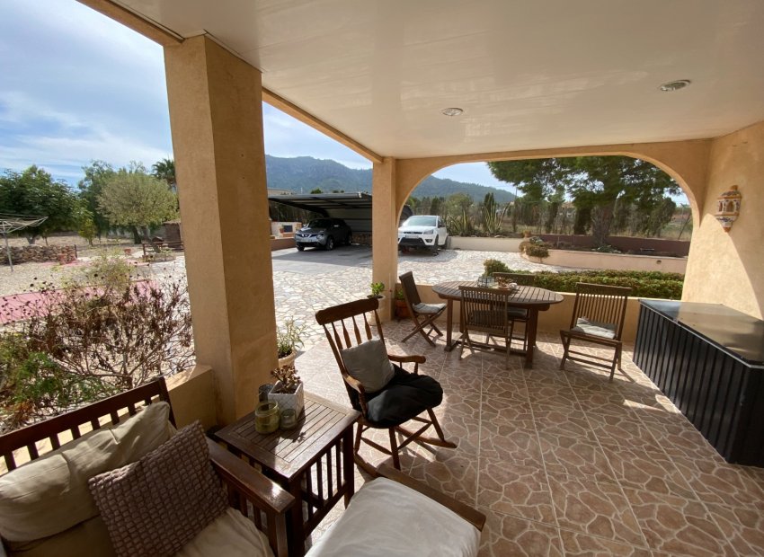 Reventa - Villa - Sax