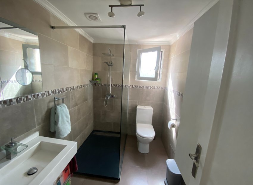 Reventa - Villa - Sax