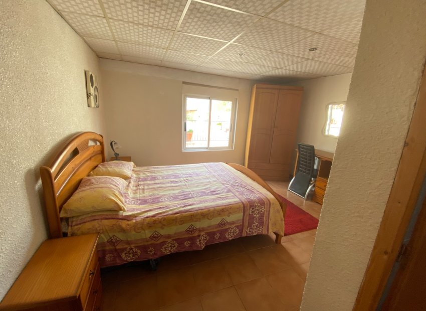 Reventa - Villa - Sax