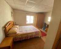 Reventa - Villa - Sax