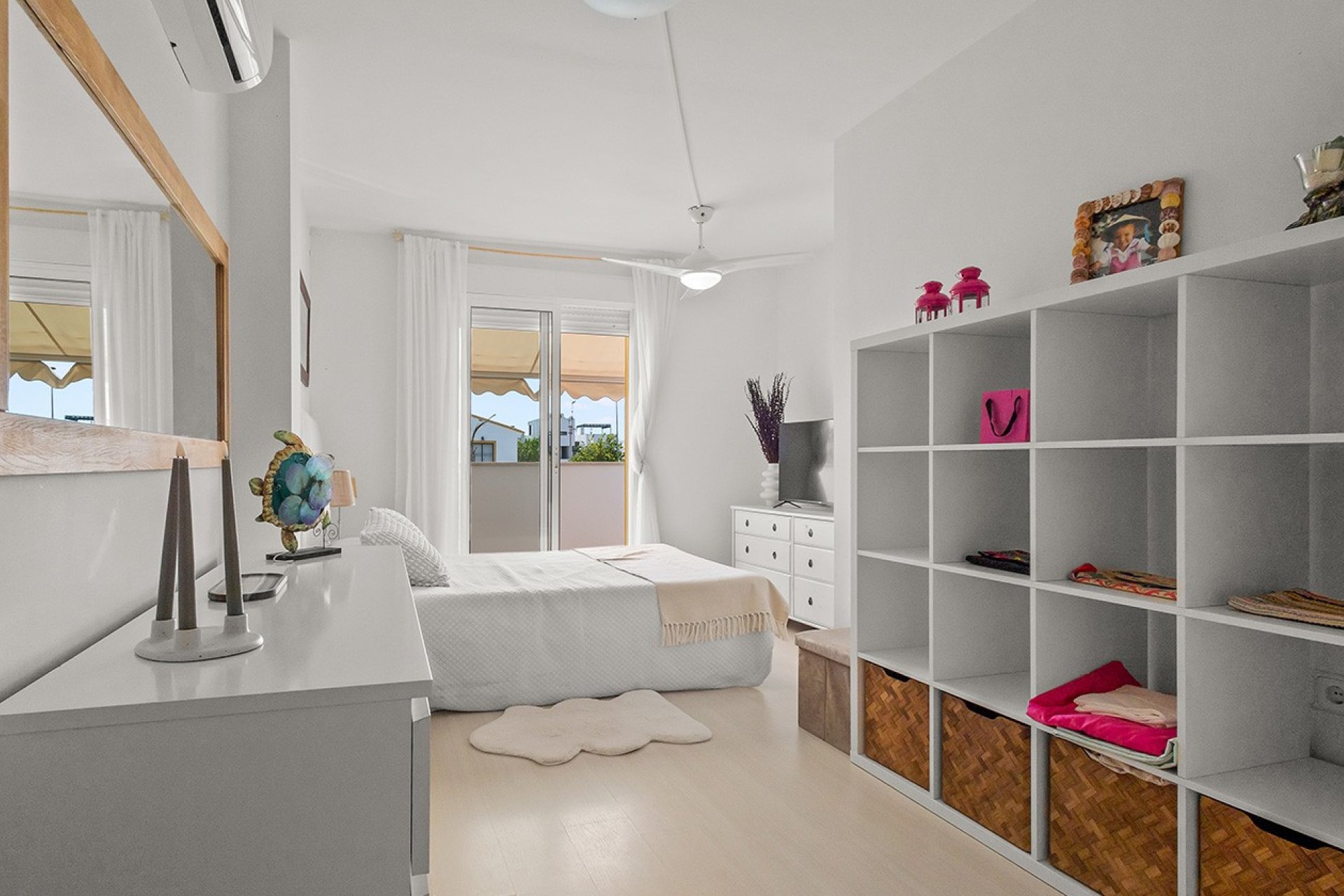 Reventa - Villa - Torre de la Horadada - Pueblo Latino