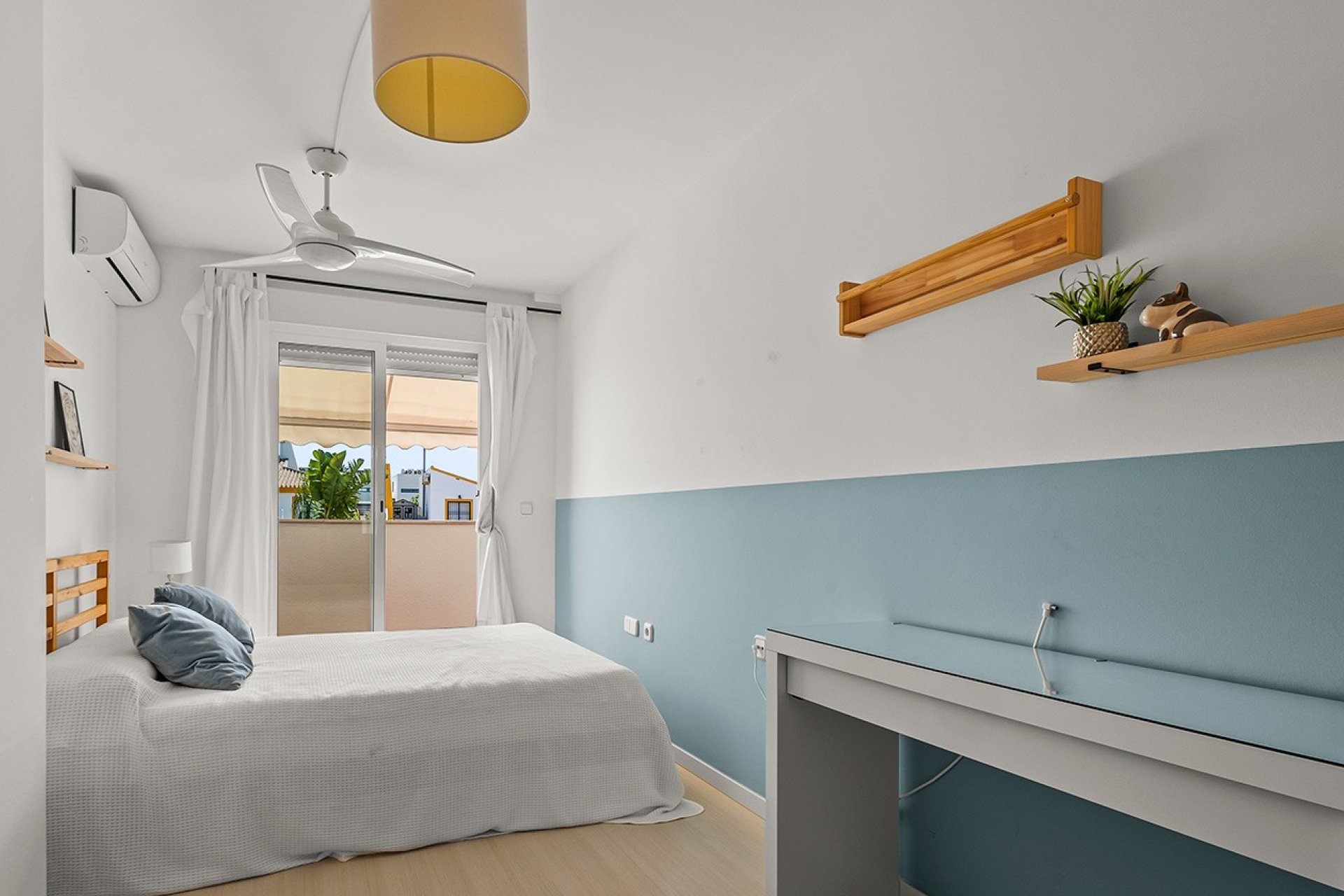 Reventa - Villa - Torre de la Horadada - Pueblo Latino