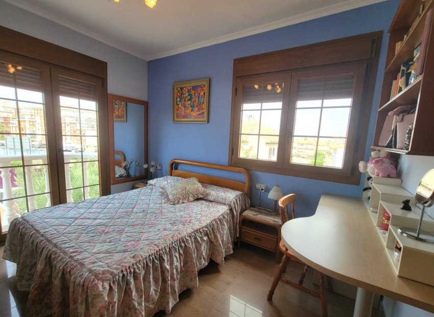 Reventa - Villa - Torrevieia - Aguas Nuevas