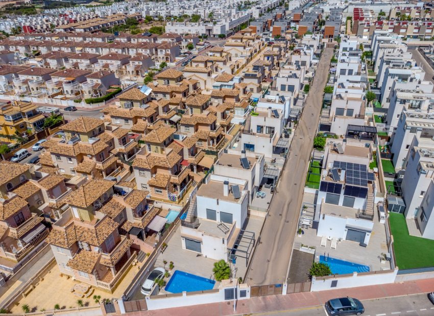 Reventa - Villa - Torrevieia - Aguas Nuevas