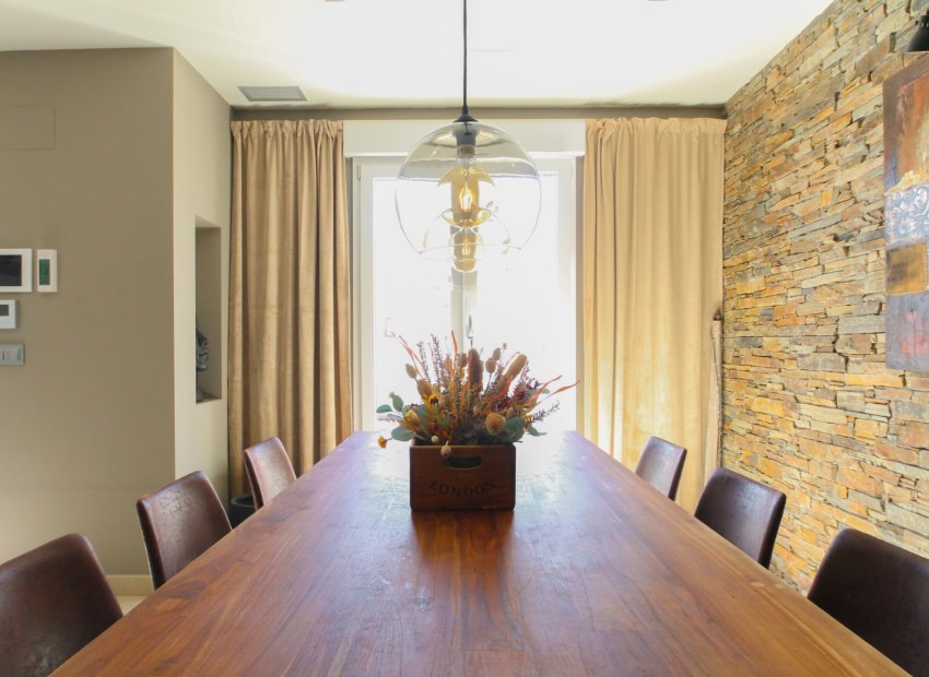 Reventa - Villa - Torrevieia - Aguas Nuevas