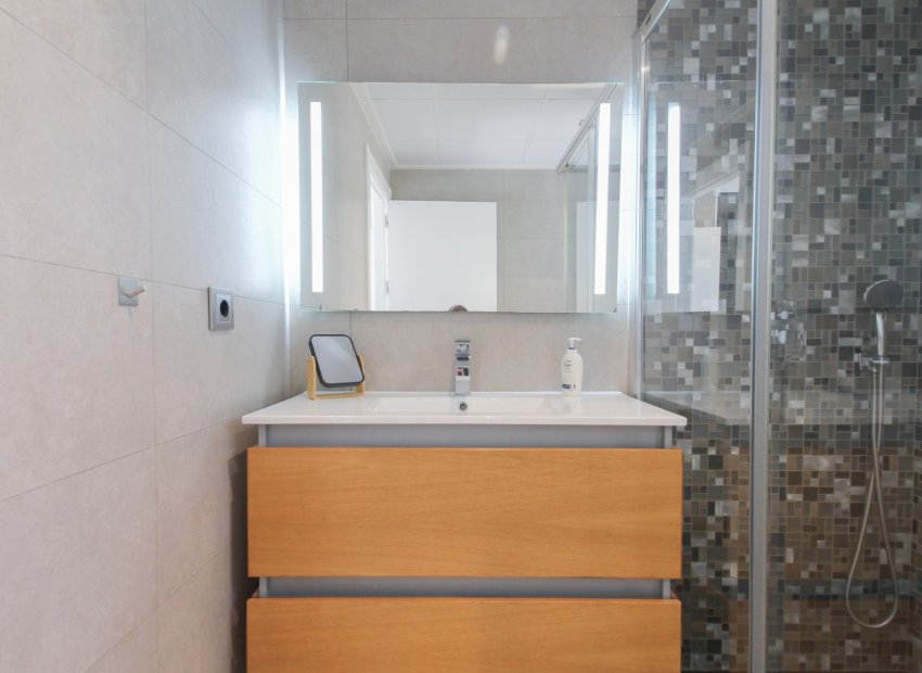 Reventa - Villa - Torrevieia - Aguas Nuevas