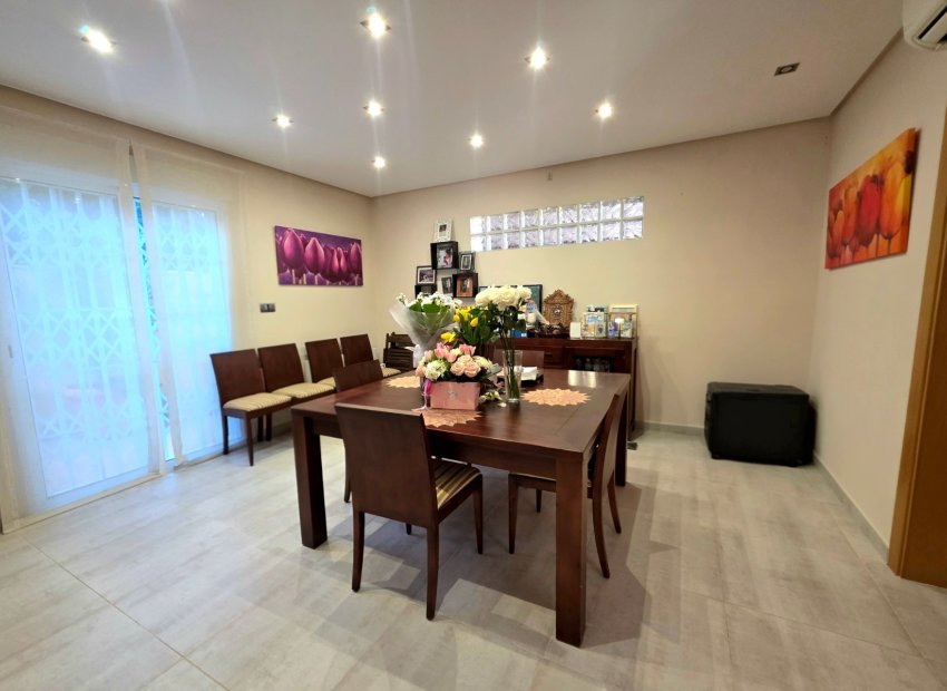 Reventa - Villa - Torrevieia - Cabo Cervera