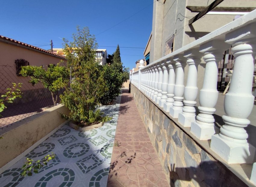 Reventa - Villa - Torrevieia - Center