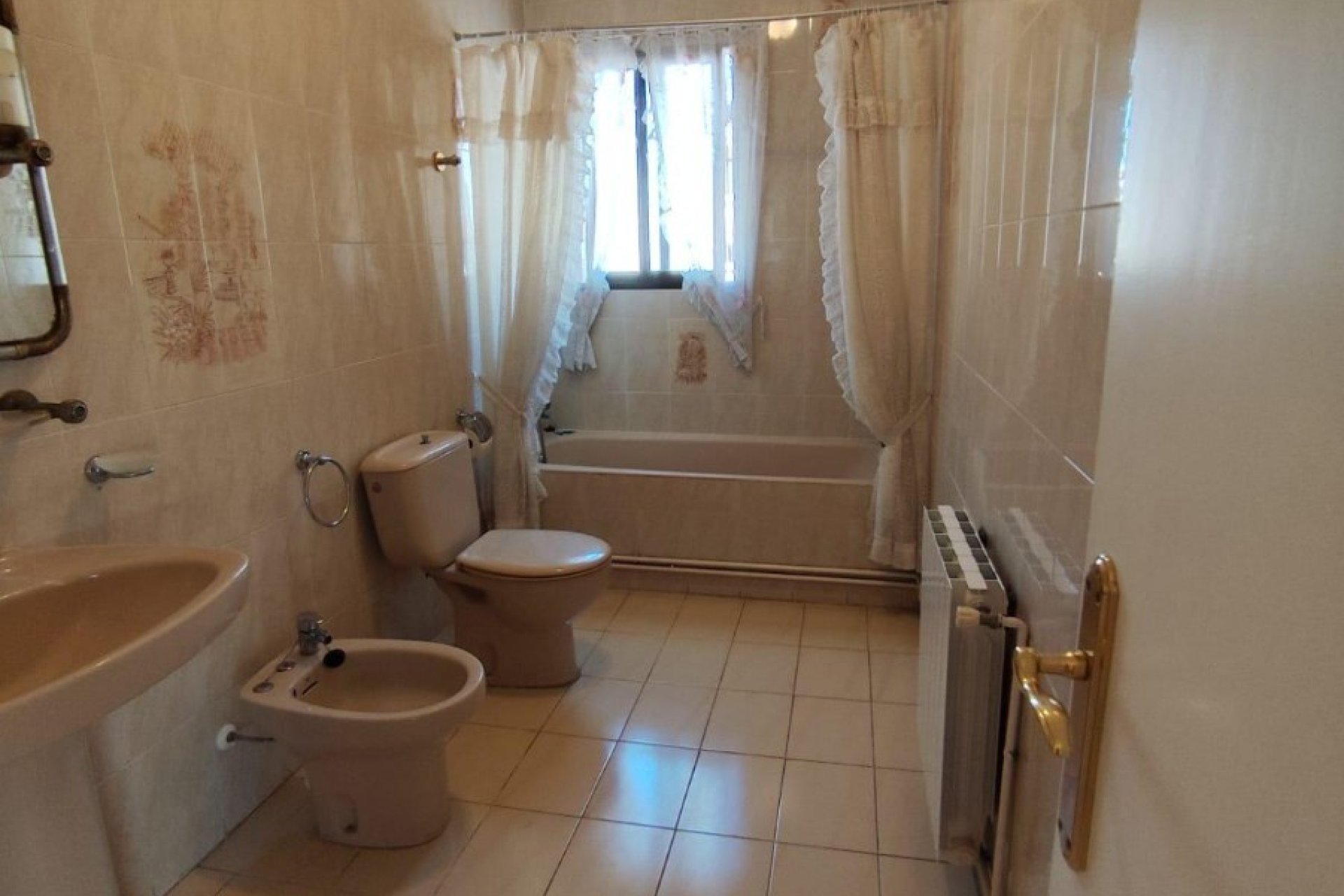 Reventa - Villa - Torrevieia - Center