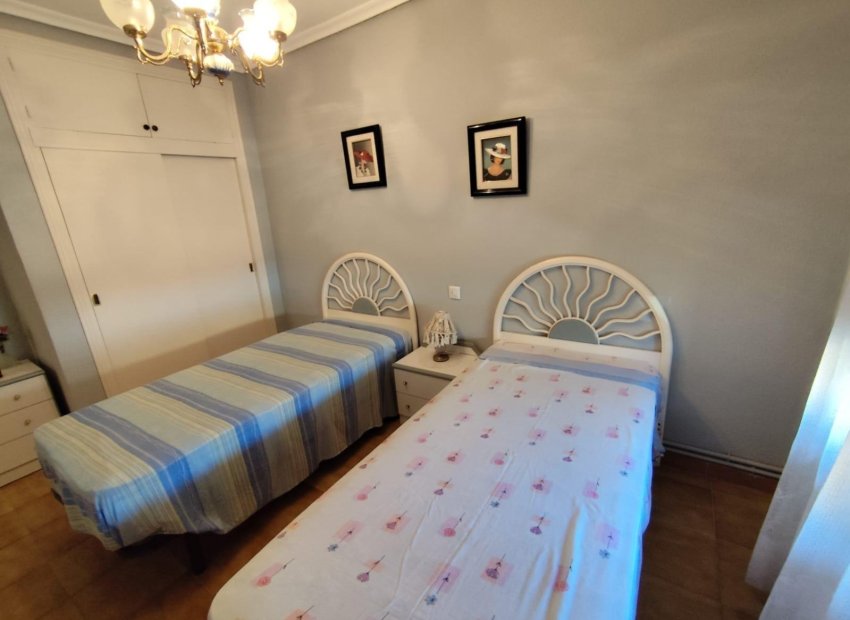 Reventa - Villa - Torrevieia - Center