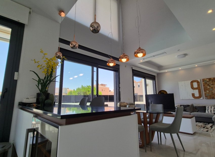 Reventa - Villa - Torrevieia - Costa Blanca