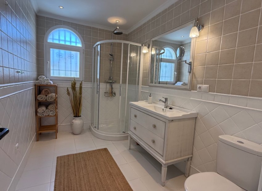 Reventa - Villa - Torrevieia - Costa Blanca