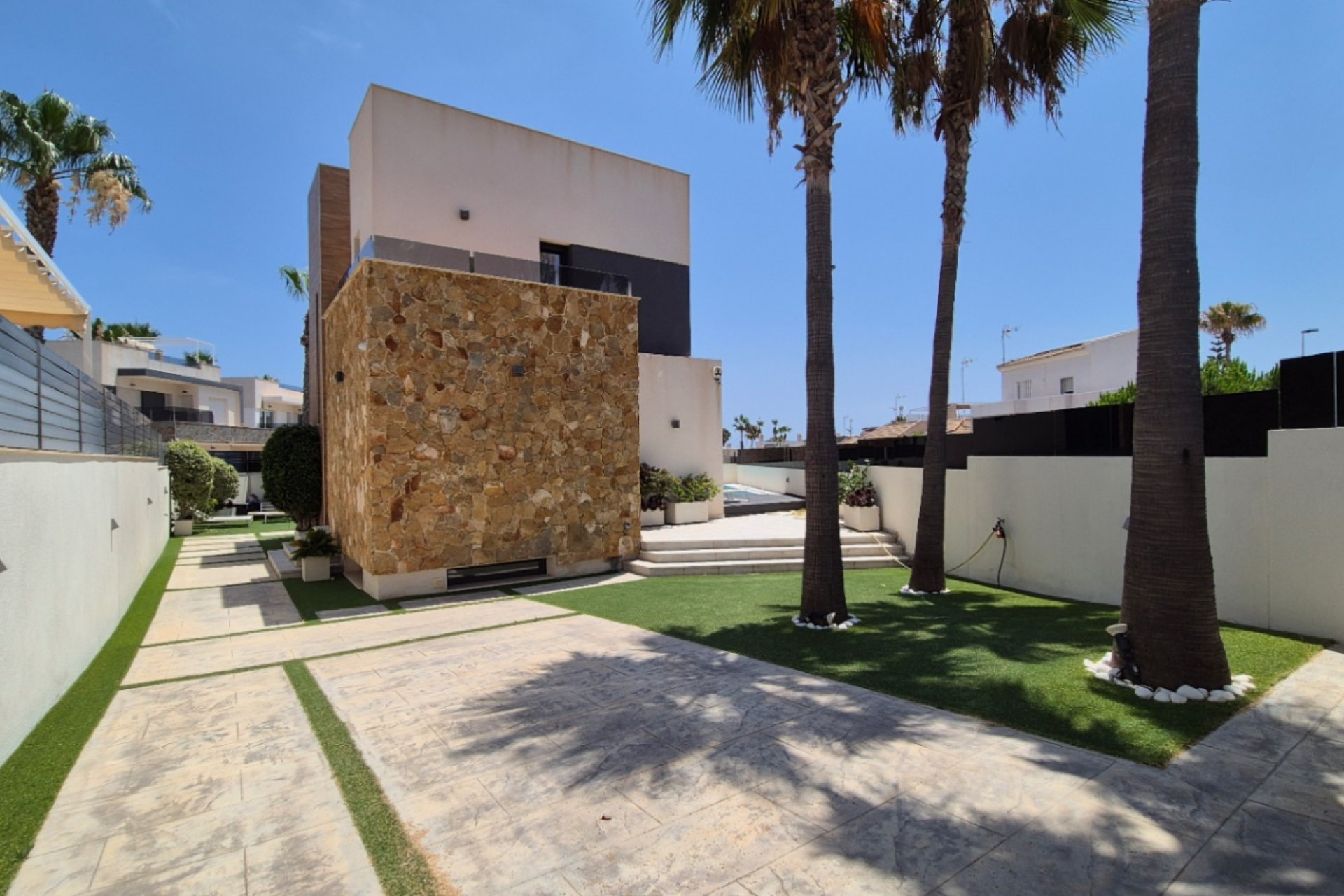 Reventa - Villa - Torrevieia - Costa Blanca