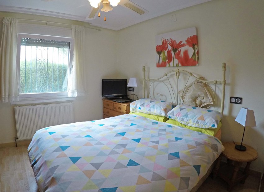 Reventa - Villa - Torrevieia - El Chaparral